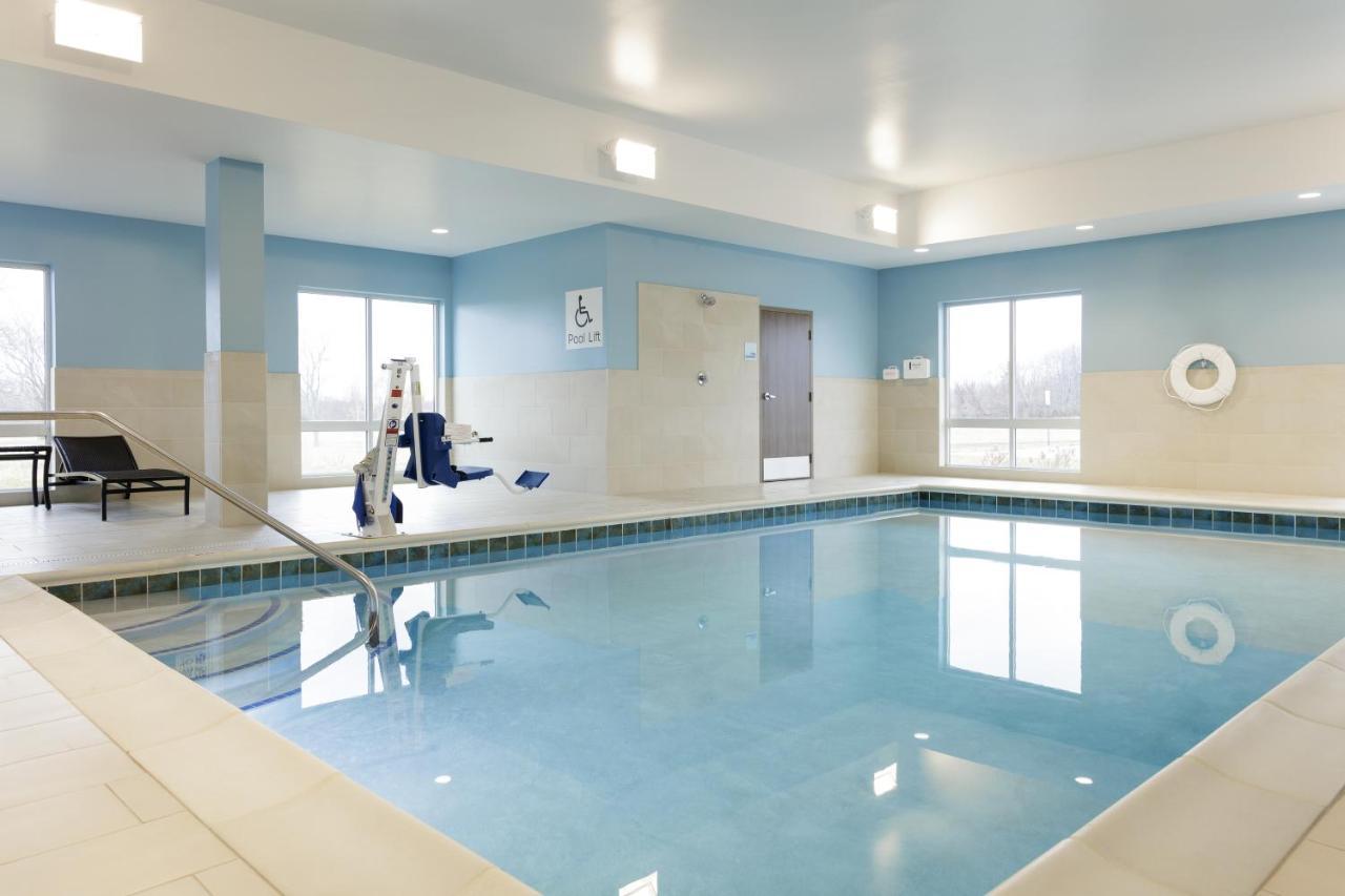 Holiday Inn Express Fremont By Ihg Extérieur photo