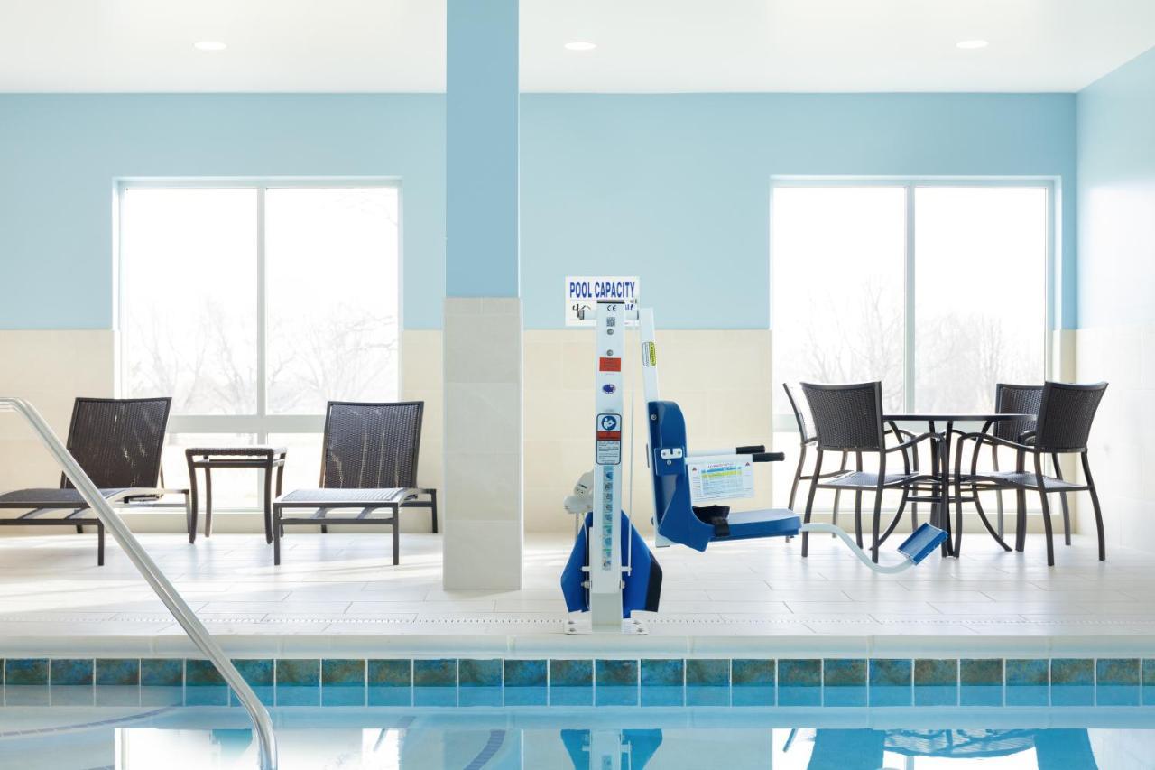 Holiday Inn Express Fremont By Ihg Extérieur photo