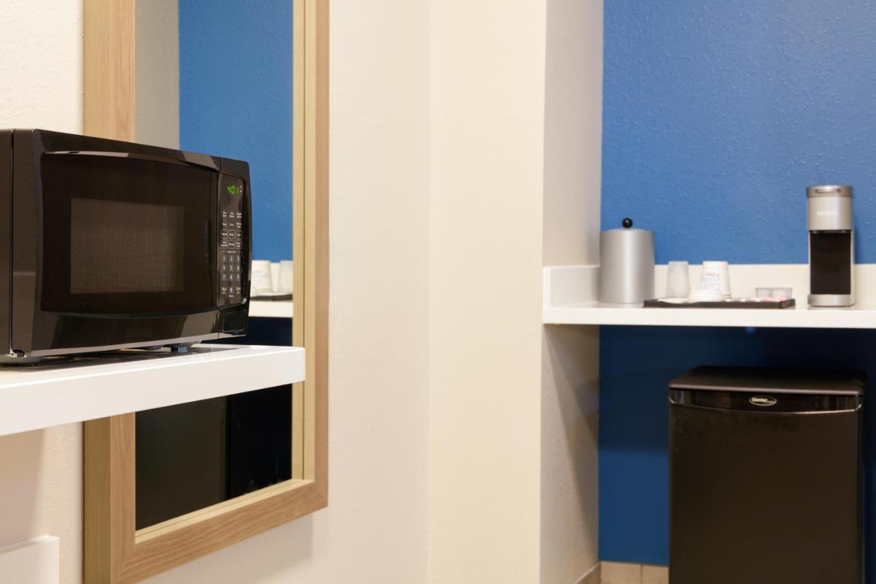 Holiday Inn Express Fremont By Ihg Extérieur photo