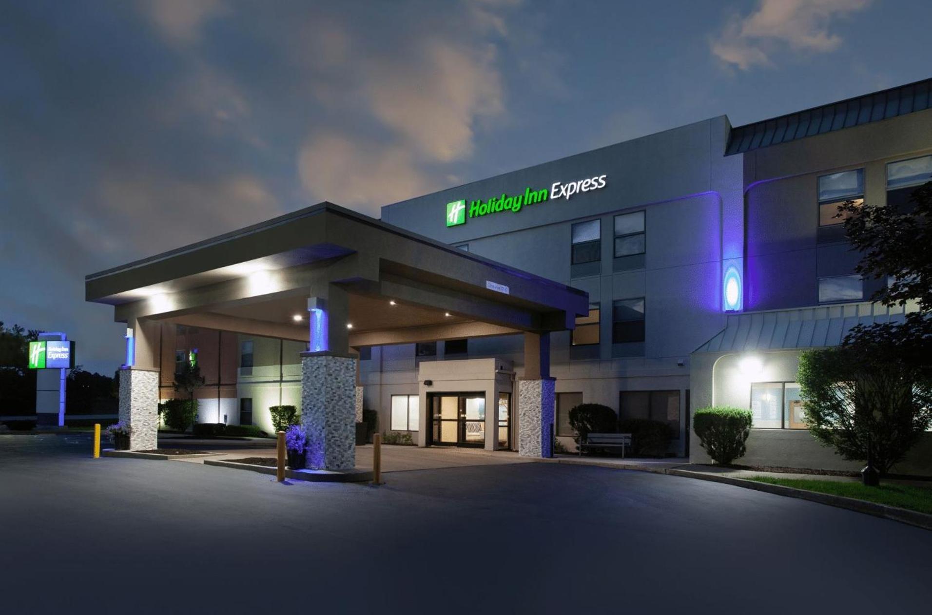 Holiday Inn Express Fremont By Ihg Extérieur photo