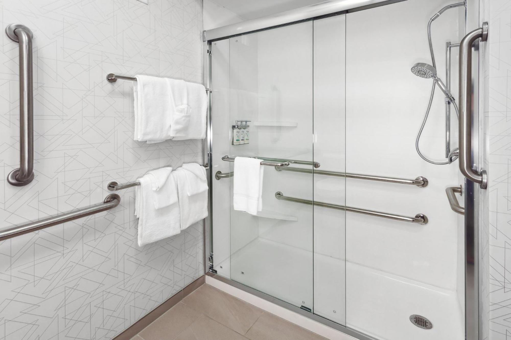 Holiday Inn Express Fremont By Ihg Extérieur photo